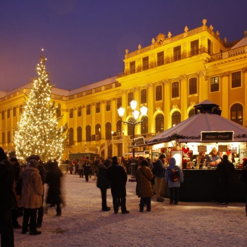 Viena, o capitală și 5 târguri de Crăciun ca în poveștile cu prinți și prințese