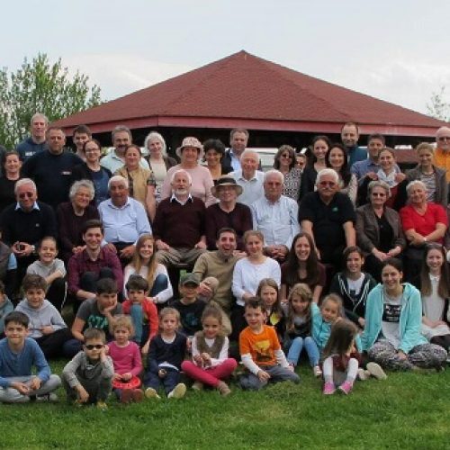 Când o familie de 92 de persoane se reunește în zi de sărbătoare