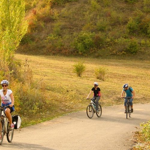 Outhentic Cycling Romania, tururi pe bicicletă prin România autentică